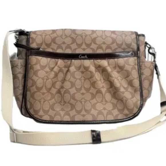 Coach Handbags - Coach signature logo bag coach messenger bag coach laptop y2k travel work bag